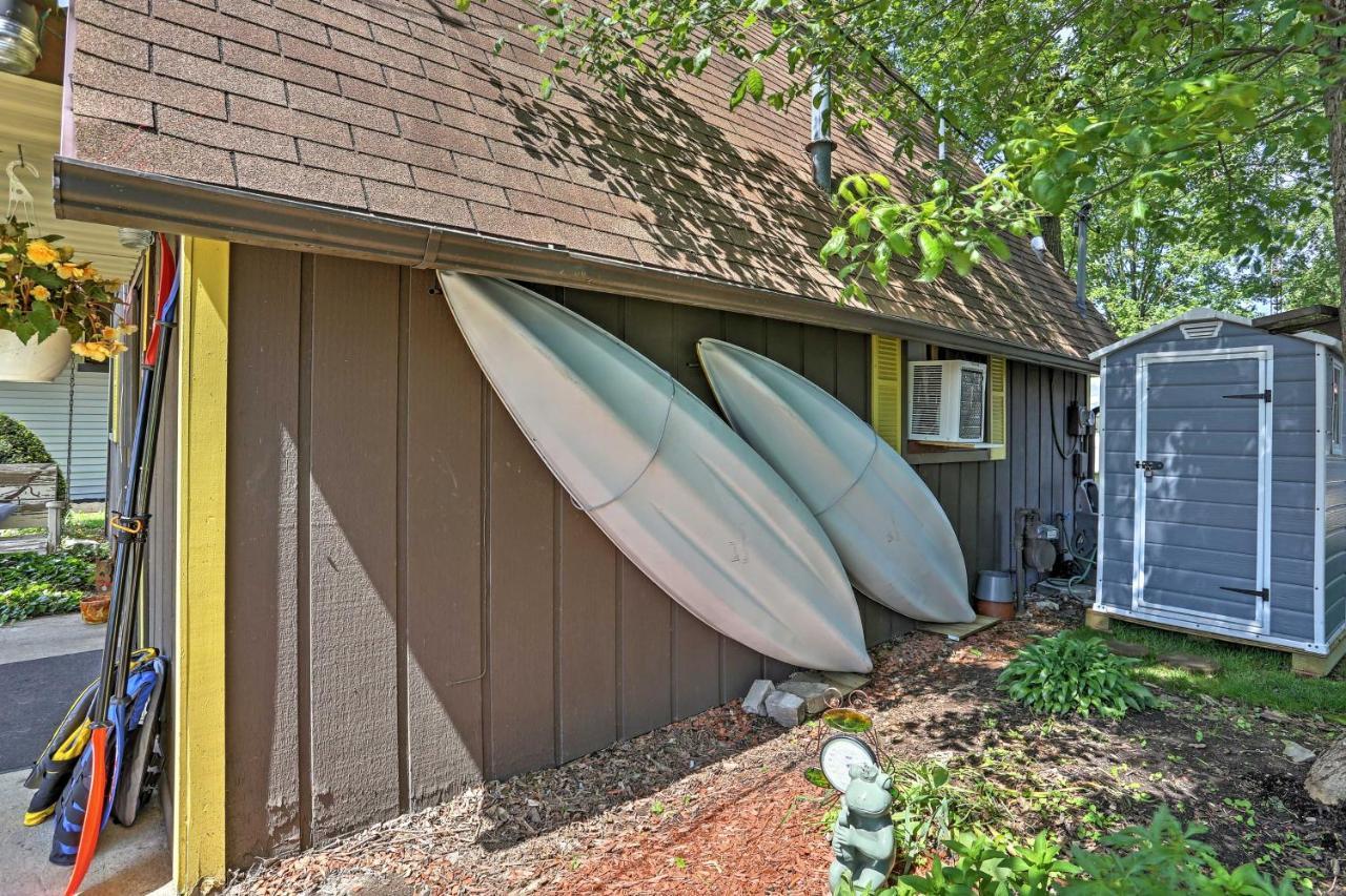 Lakeview A-Frame Steps To Marina And Old Field Beach エクステリア 写真